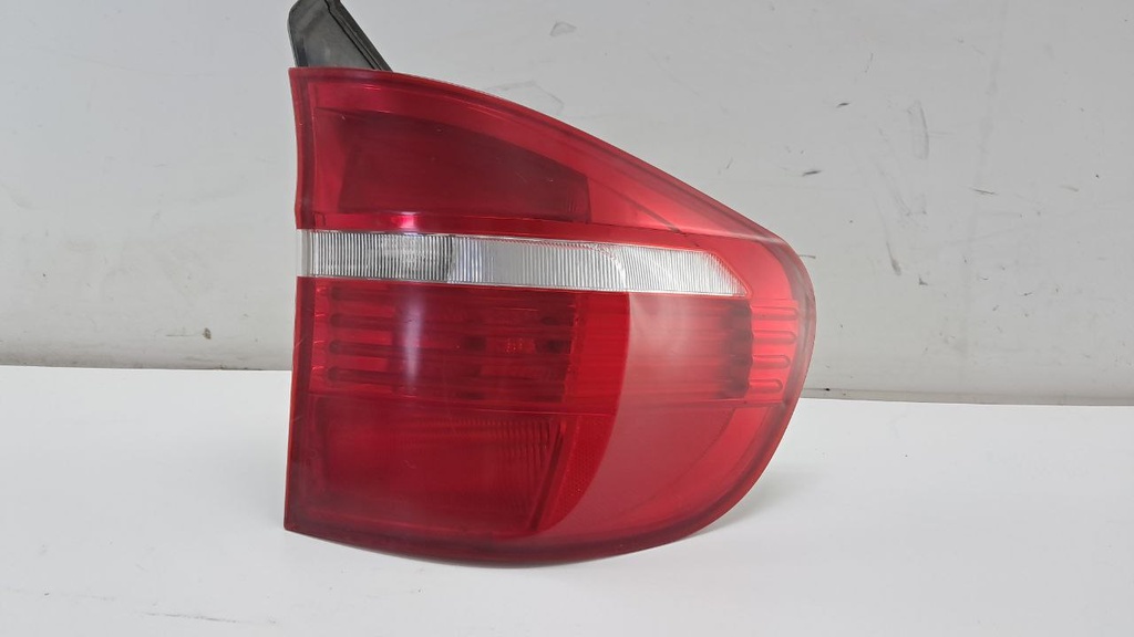 Фонарь задний правый внешний bmw х5 е70 63217200820