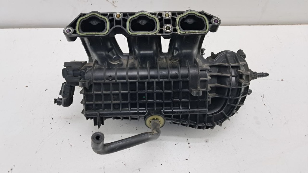 Колектор Volkswagen Polo 1.0 TSI 2019 04C129709E