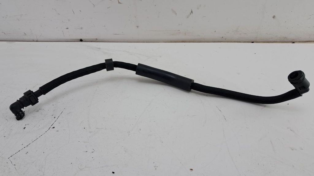 Топливная трубка Citroen C4 Peugeot 308 1.6 16V 2007-2014 V754181880