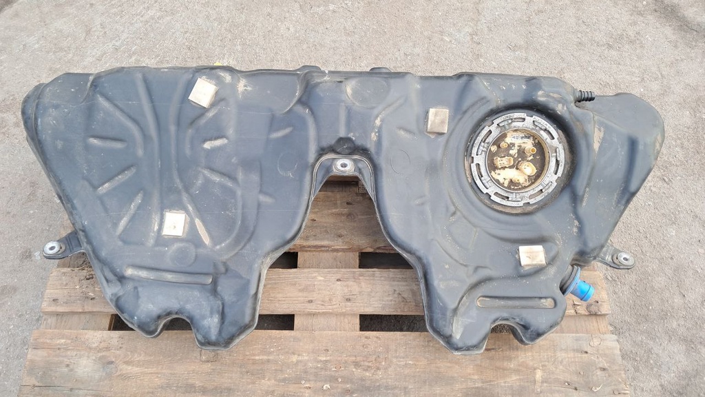 Паливний бак BMW 5 GT F07 F10 F11 2014 рр. A046129 7205074