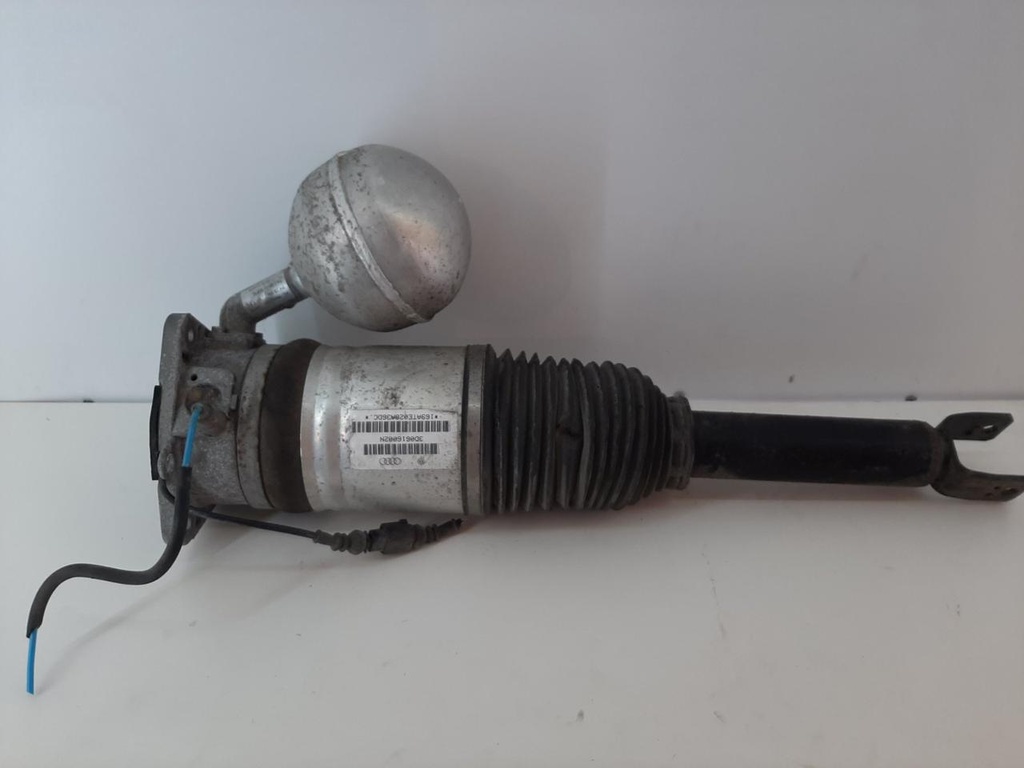 Амортизатор задній правий Volkswagen Phaeton 3.0 TDI 2012 3D0616002N