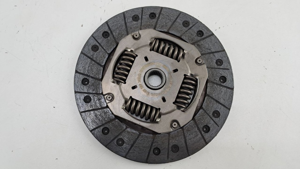 Диск сцепления Volkswagen Golf 7 1.4 TSI 2017  04E141031L