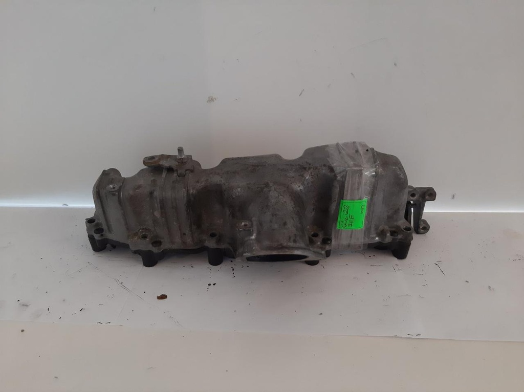 Коллектор Volkswagen Passat B6 2.0 TDI 2005-2010 03L129711E