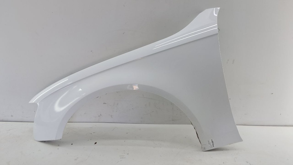 Крило ліве Audi A4 B8 2013 8K0821105J