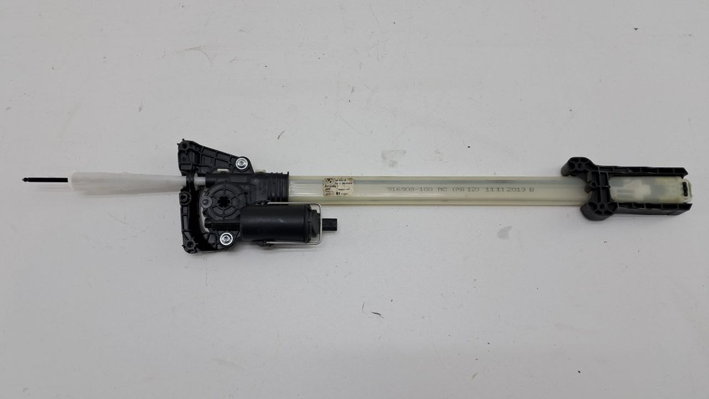 Сонцезахисна шторка BMW 5 GT F07 F10 F11 2014 916908100