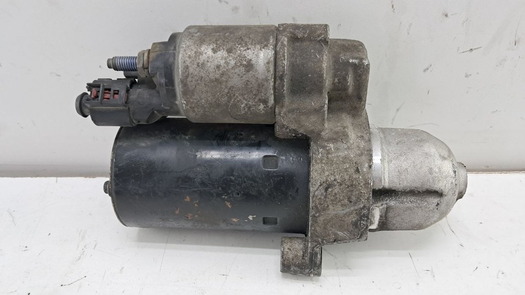 Стартер Audi A6 C6 3.2 FSI 2005-2010 06E911023C