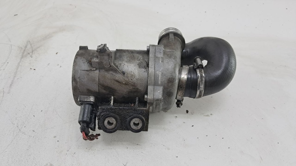 Электрический водяной насос BMW 530I X5 E70 X3 3.0i 2005 307076050