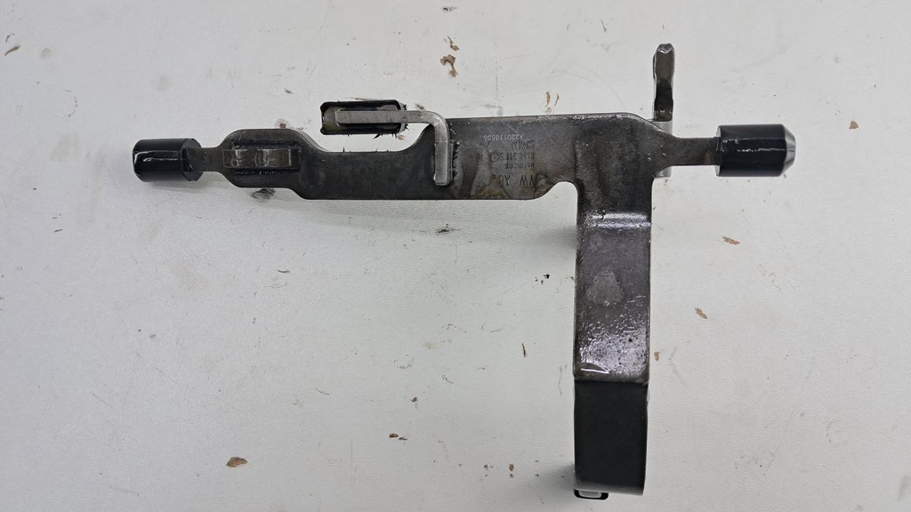 Вилка включения 2 и 4 DSG Volkswagen Golf VI Touran II 1.6 TDI 2011 0AM311559C