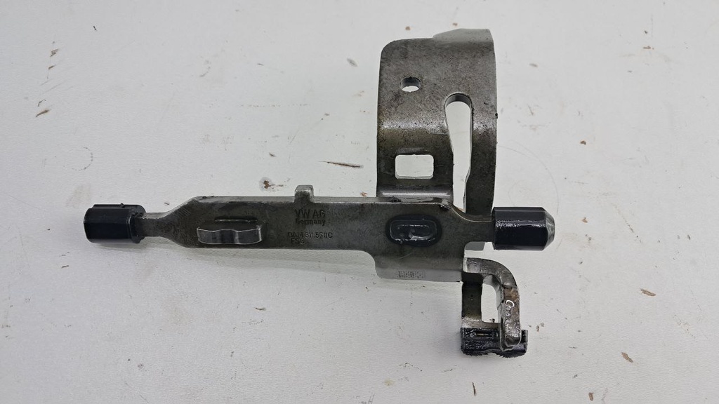 Вилка включення 5-7 Volkswagen Golf VI Touran II 1.6 TDI 2011 0AM311570C