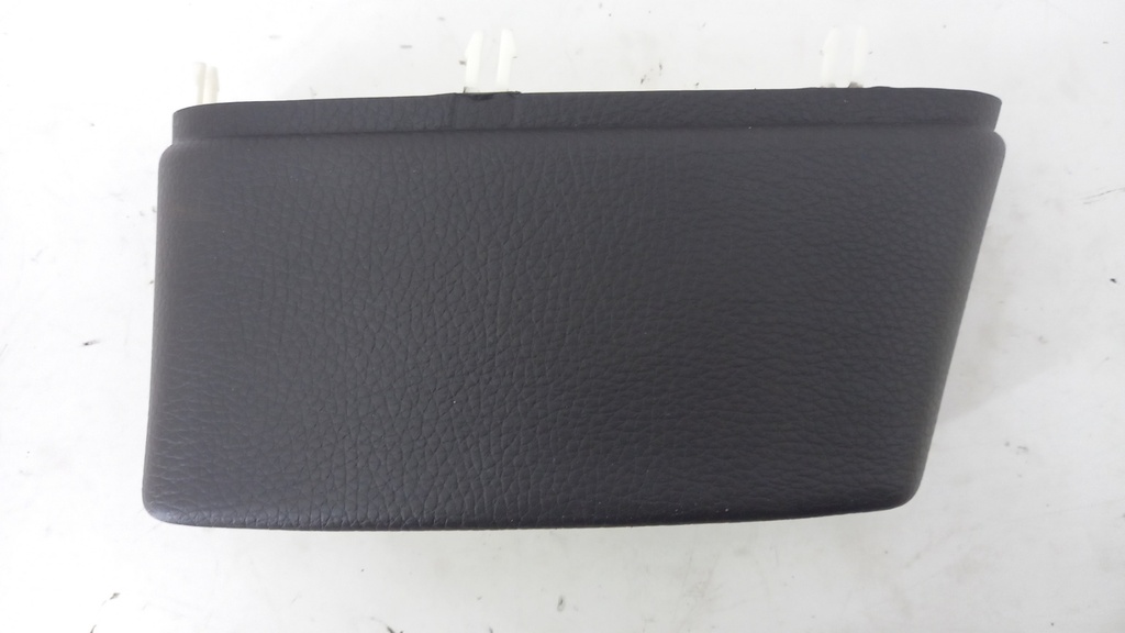 Деталь салону Volkswagen Phaeton 3.0 TDI 2012 3D0867664