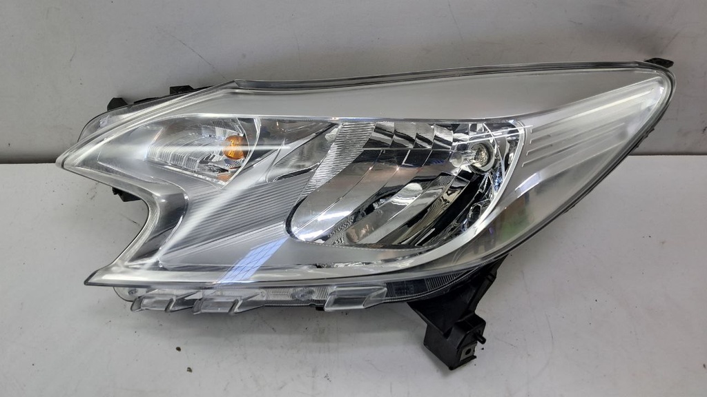 Фара левая Nissan Note 2015 260603VV0A