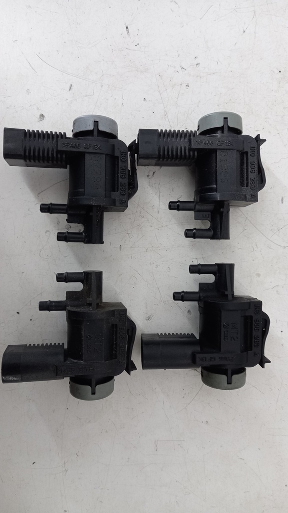 Электромагнитный клапан Volkswagen Golf 5 1.9 TDI 2008  1K0906283A