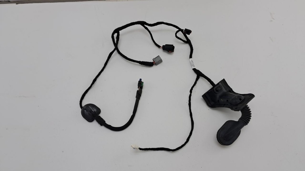 Жгут электропроводки задней правой двери Jeep Cherokee 2015 68238124AA