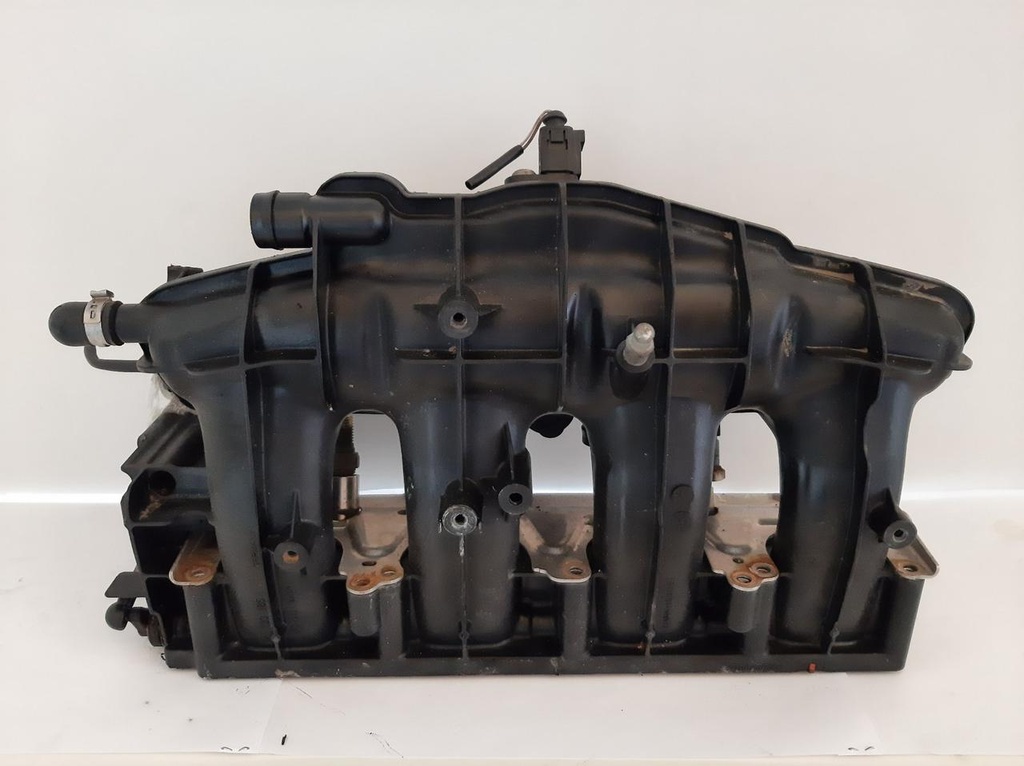 Коллектор Audi A4 B7 2.0 TFSI 2005-2007 06F133201N 06D133185L