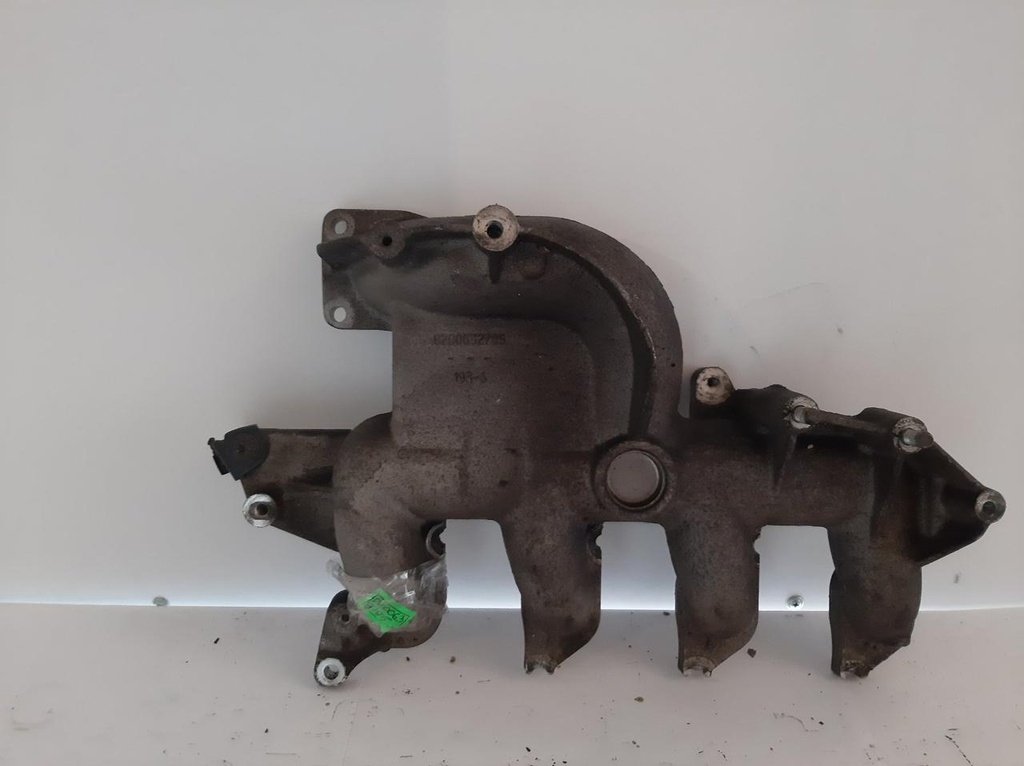 Коллектор RENAULT SCENIC 2 2003-2006 8200632785