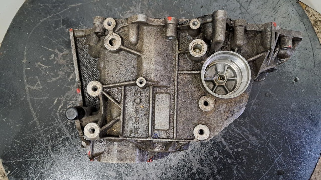 Корпус коробки Audi A3 8V 2.0 TDI DQ250 2010 02E301103G