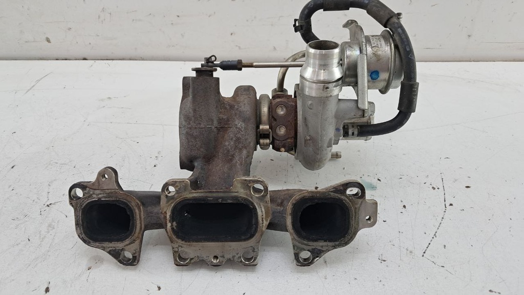 Турбина Nissan Pulsar Qashqai J11 1.2 DIG-T 2015 4937305004 8201165362