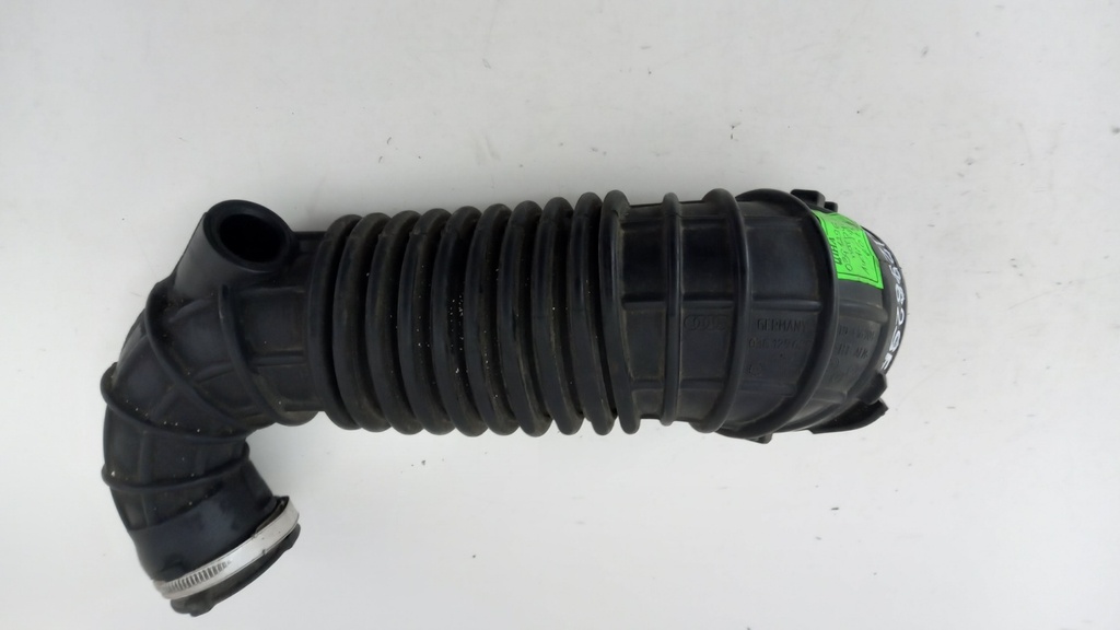 Патрубок турбіни Audi A4 B8 2.0 TDI 2007-2015 рр 03G129629E