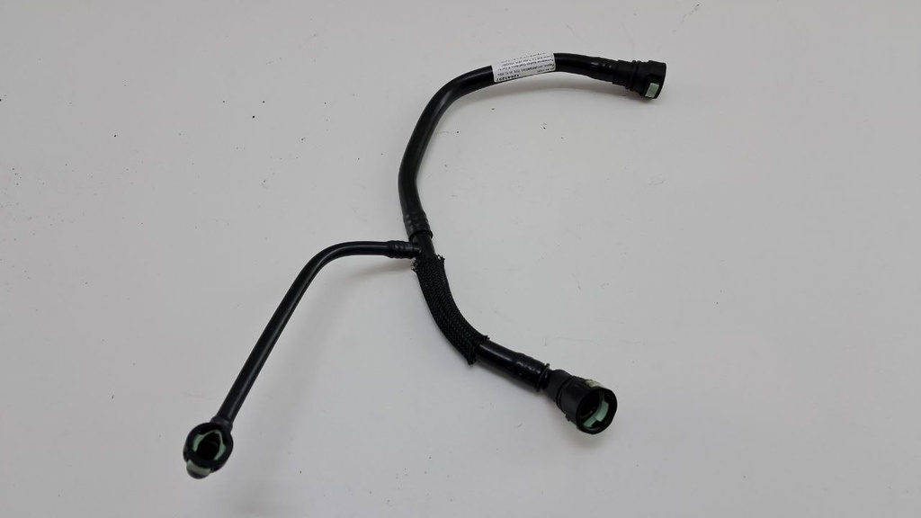 Топливная трубка Opel Astra K Sports Tourer B16 1.4 Turbo 2016 12643297