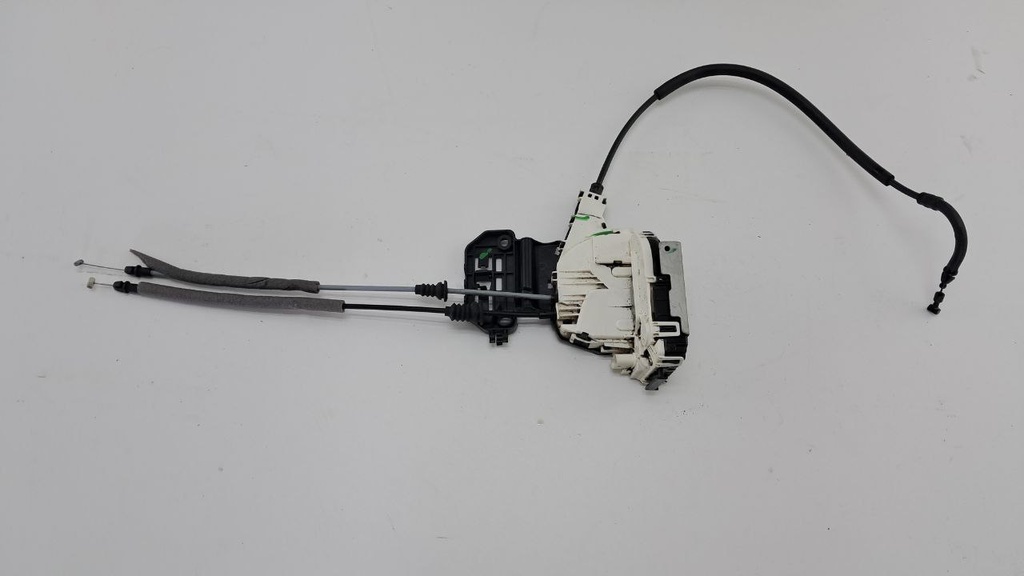 Замок двери задней правой Jeep Cherokee 2015 P04589914AD