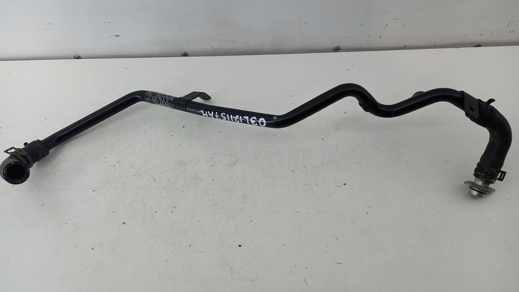 Патрубок радиатора Audi A4 B8 2.0 TDI 2007-2015 гг 03L121157AH