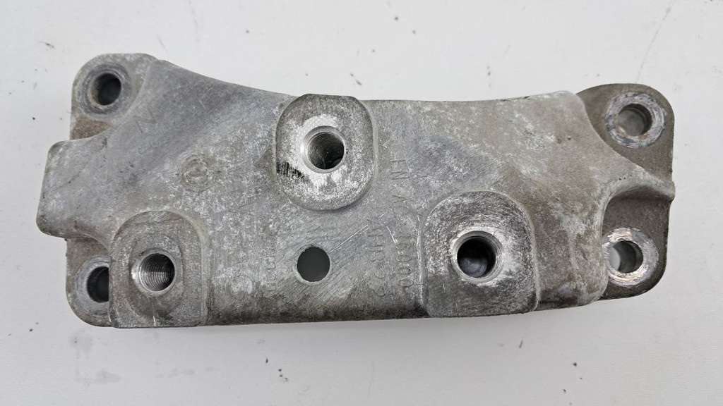 Кронштейн двигуна лівий Volkswagen Skoda Audi 1K0199117AN