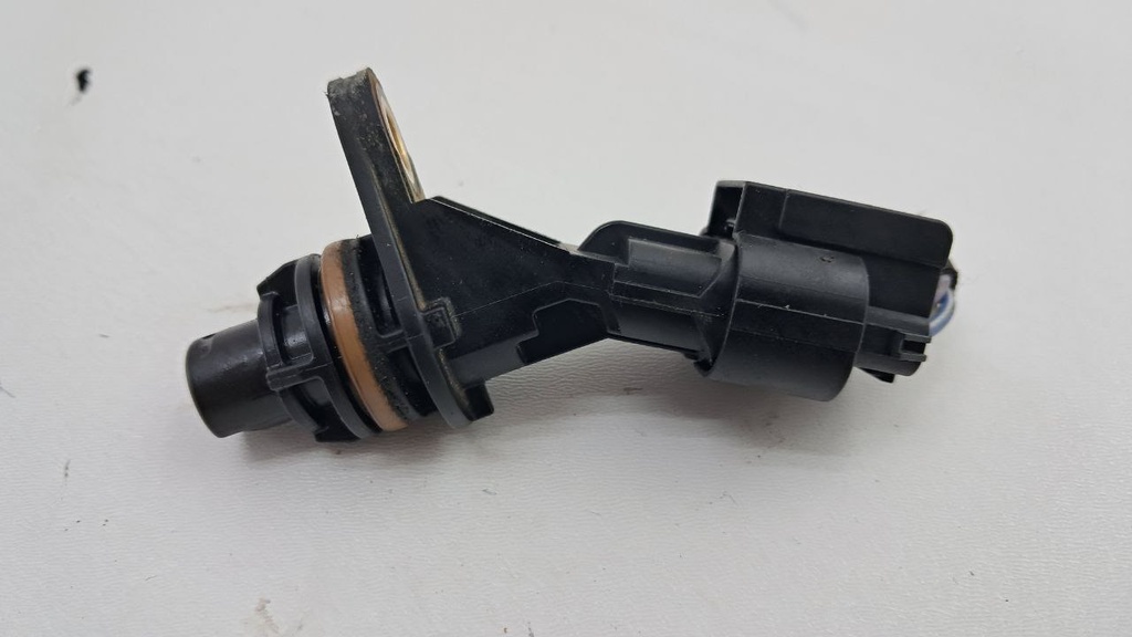 Датчик положения распредвала ford focus 1.0 ecoboost CM5112K073BB