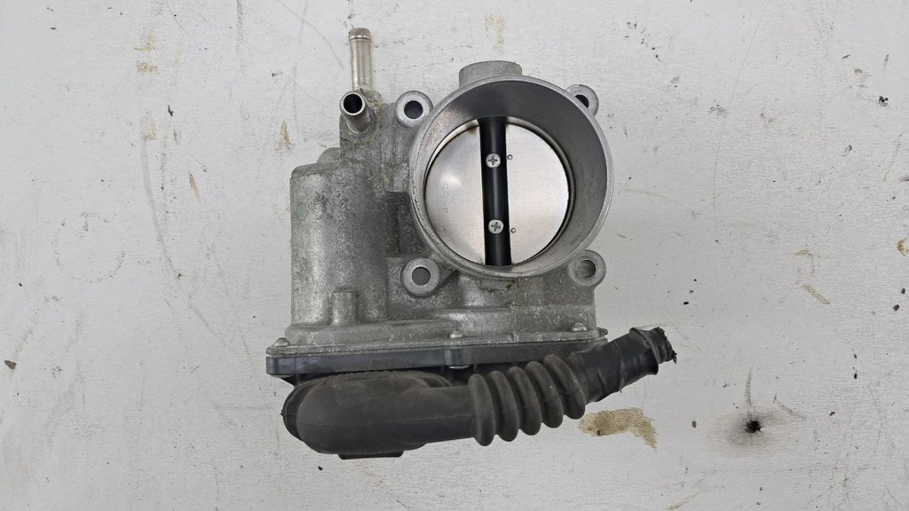 Дроссельная заслонка Toyota Prius Corolla 1.8i 16V 2020 220300T110