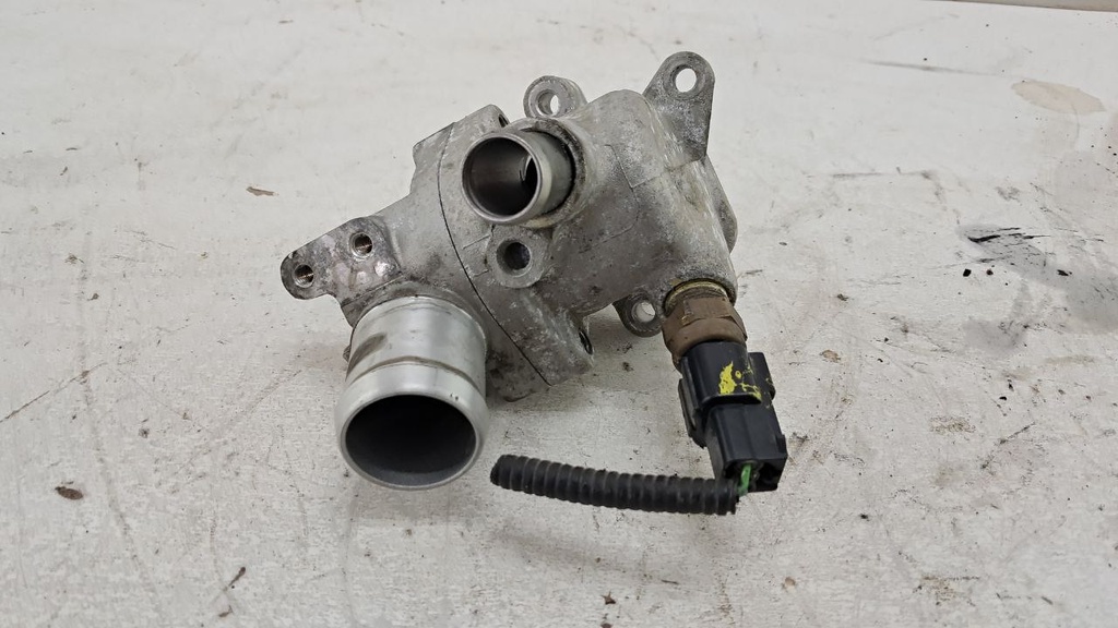 Корпус термостата Kia Ceed 1.6 CRDI 2013 256102A720