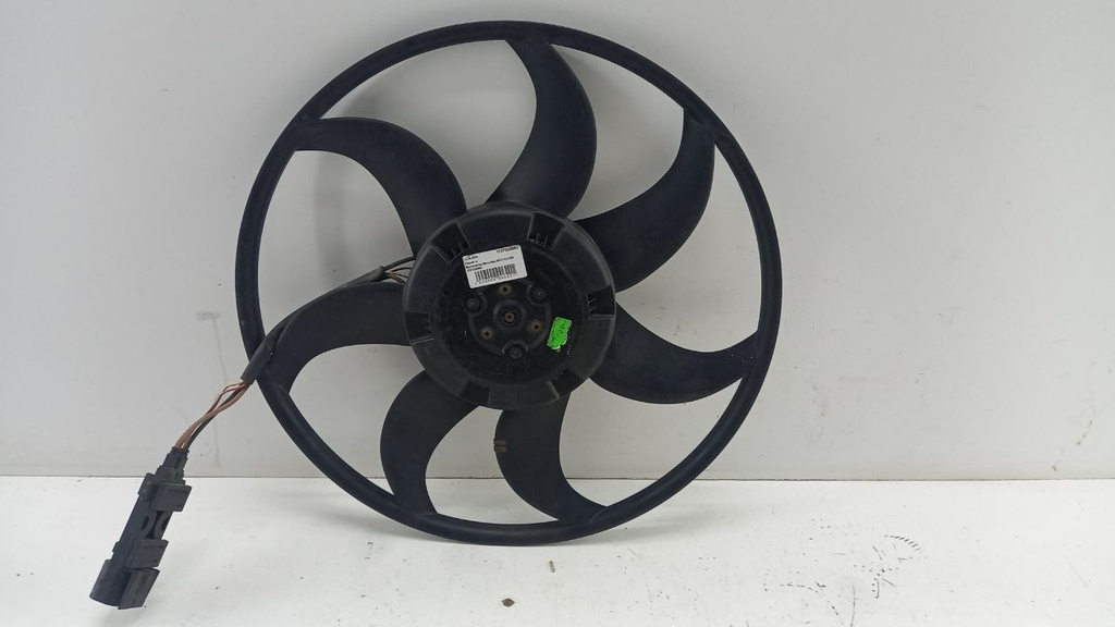 Крыльчатка вентилятора Mercedes W211 5.0 CDI 1137328069