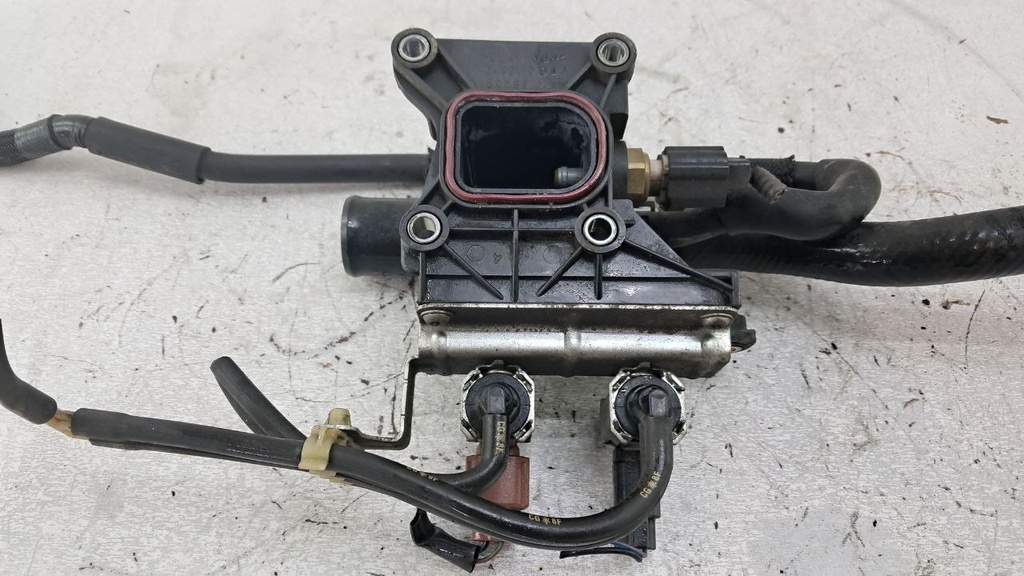 Корпус термостата Mazda 6 2.0 2007 гг LF941517Z