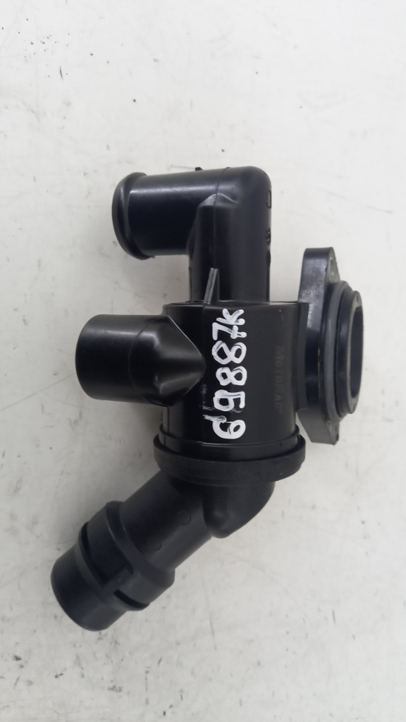 Корпус термостата Skoda Oktavia Superb 2.0 TDI 2010 гг 69887K