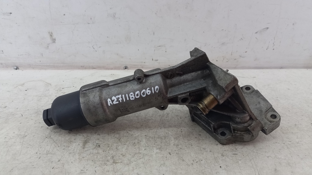 Корпус масляного фильтра Mercedes W203 W211 1.8 CDI 2009 A2711800610