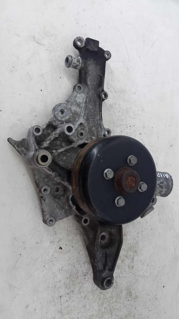 Водяный насос Mercedes W203 3.2 CDI 2009  A1122010501