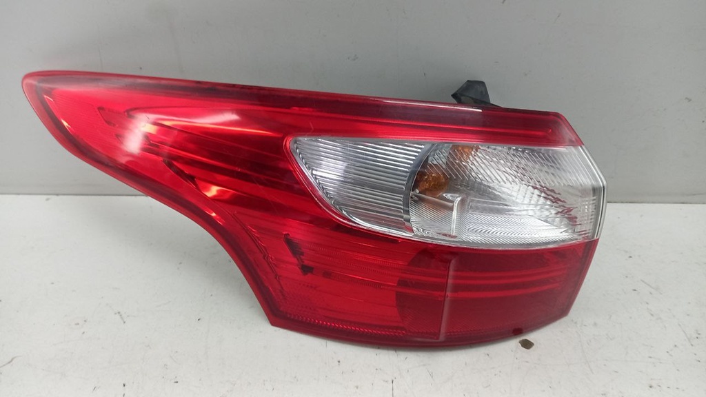 Фонарь задний левый Ford Focus III 2014 BM5113405G