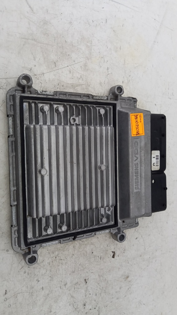 Блок керування двигуном Hyundai Sonata V NF G4KC 2005-2010 3911025081