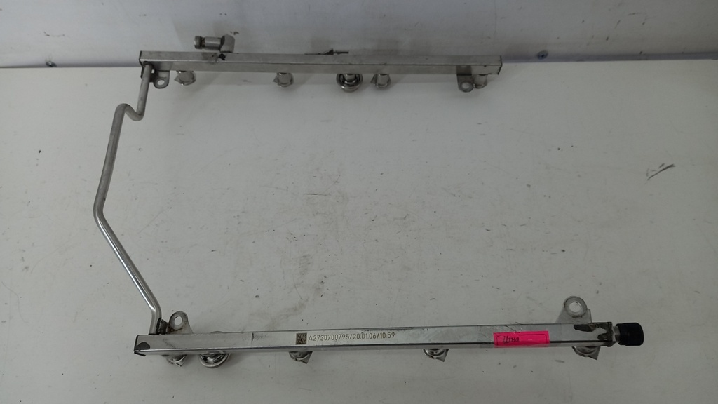 Топливная рампа Mercedes GL X164 W221 ML W164 W211 4.7 A2730700795