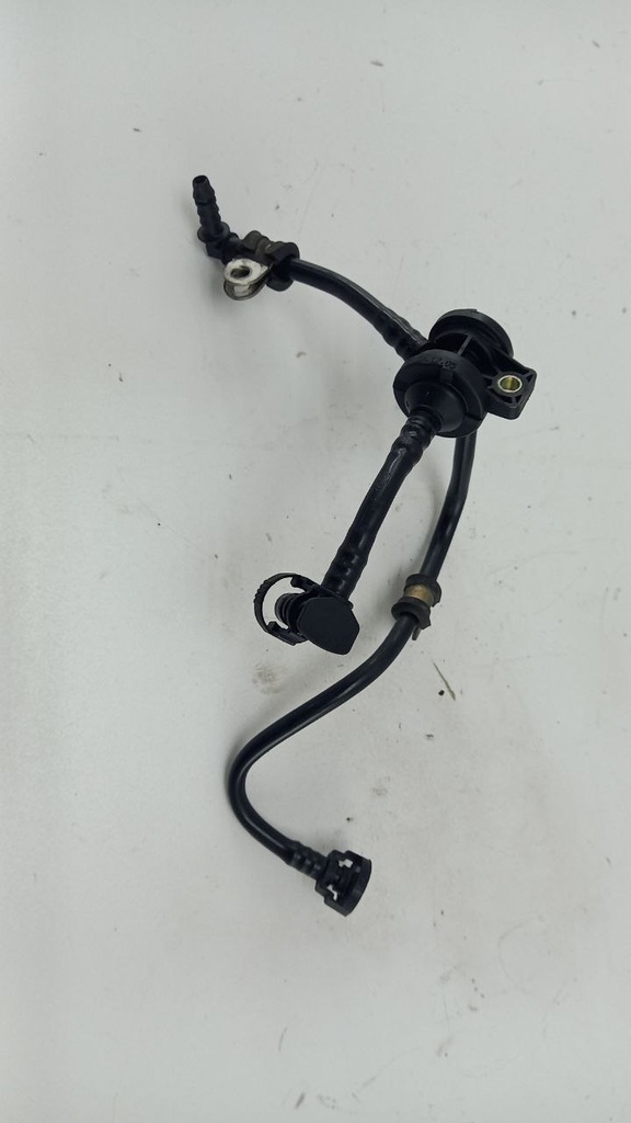 Трубка вакуумная Audi A6 C6 A3 8P 2.0 TFSI 2004-2011 гг 06F133529C