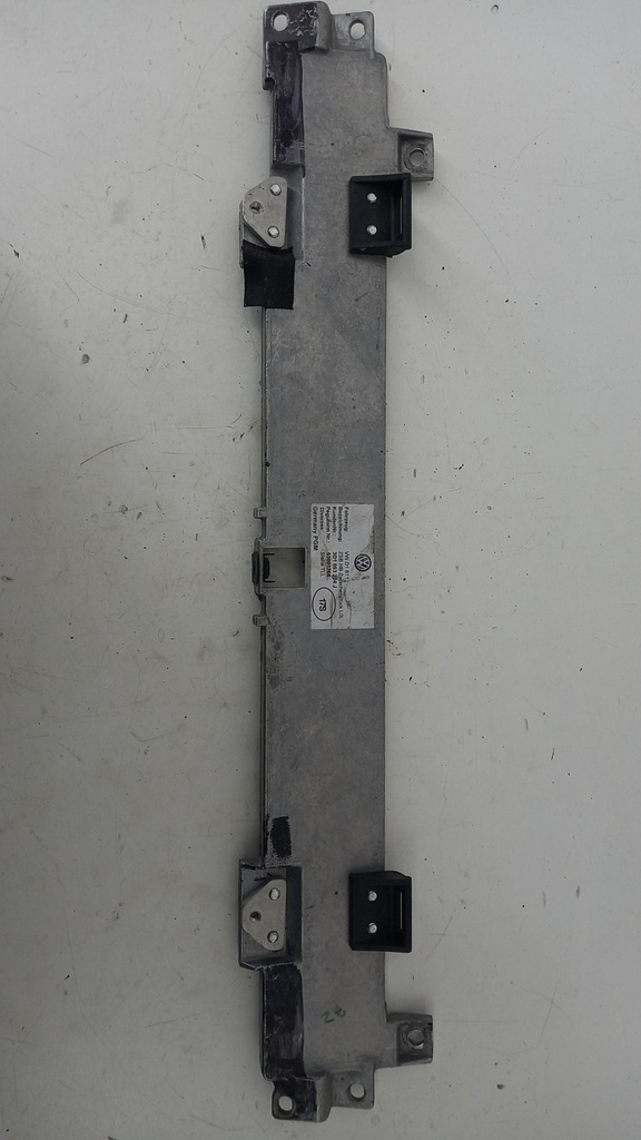 Накладка кронштейн Volkswagen Phaeon 3.0 TDI 2012  3D1853588B