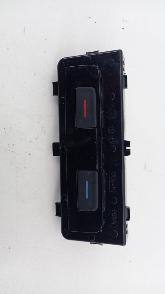 Панель управления климат контролем Volkswagen Passat B8 2015 гг 3G0907049D