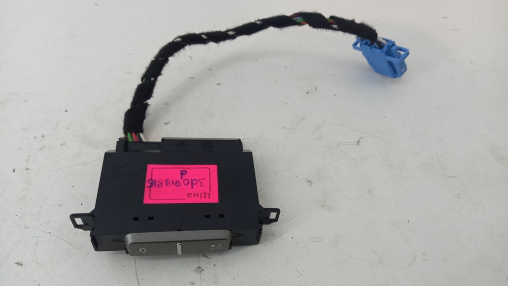 Переключатель Volkswagen Phaeton 2012  3D0919816D