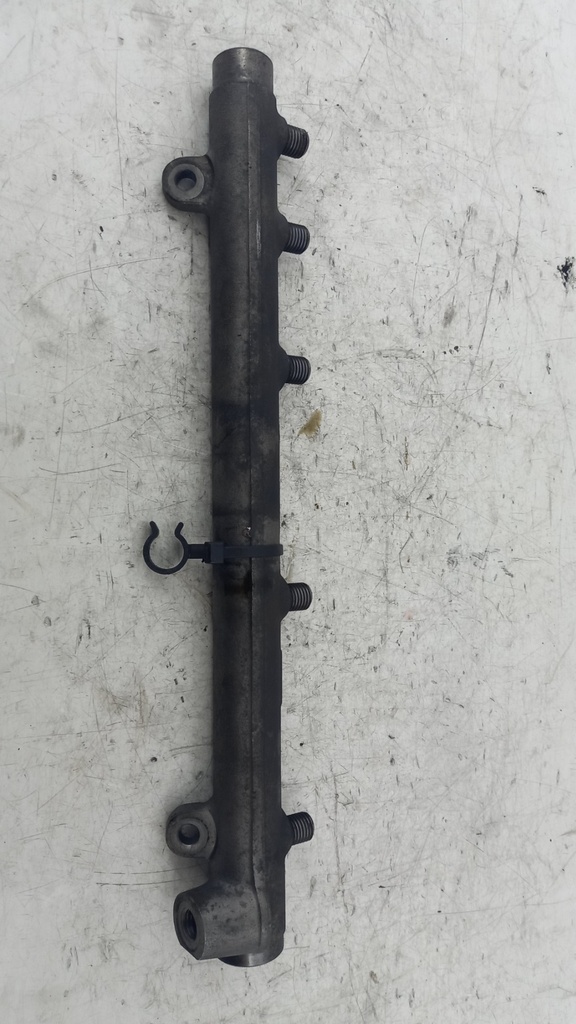 Паливна рампа Mercedes Vito W639 2.2 CDI A6460701095