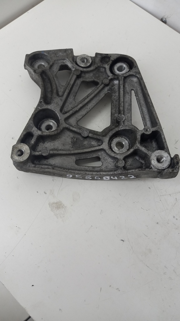 Кронштейн Chevrolet Orlando Cruze 2.0 CDI 2010  95868422