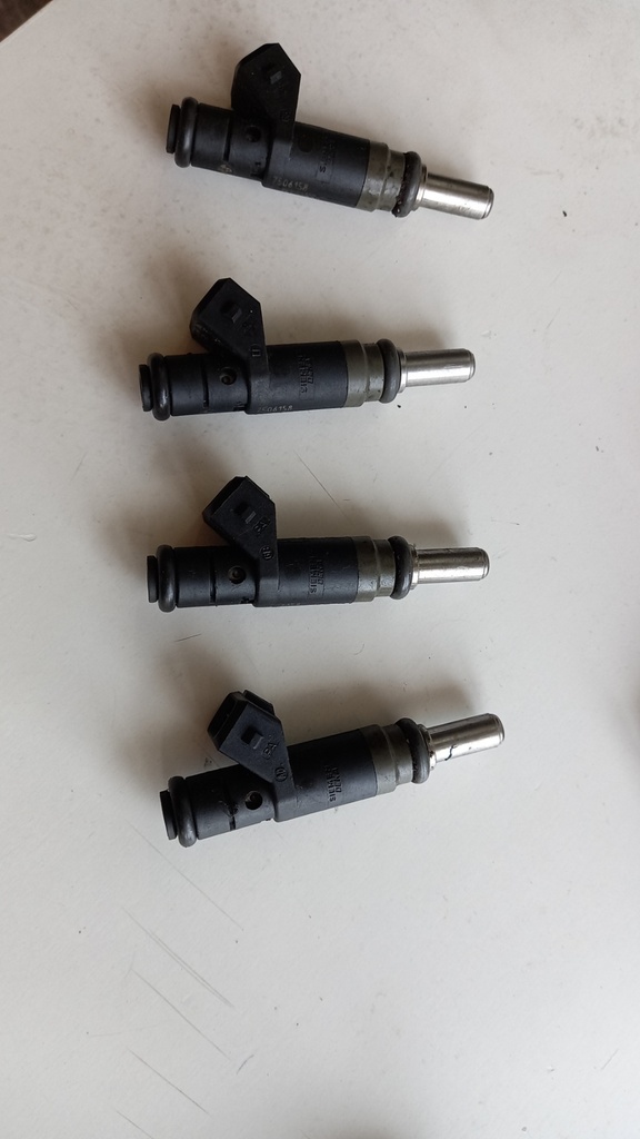 Форсунки BMW E46 2.0i 16V 2005 7506158