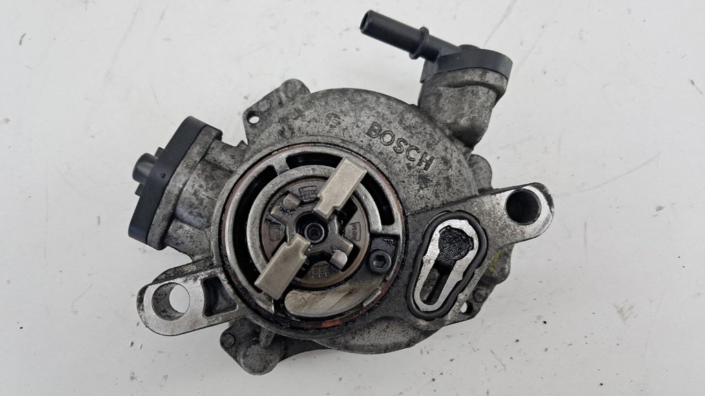Вакуумний насос Peugeot Citroen 1.6 HDI 2010 9684786780