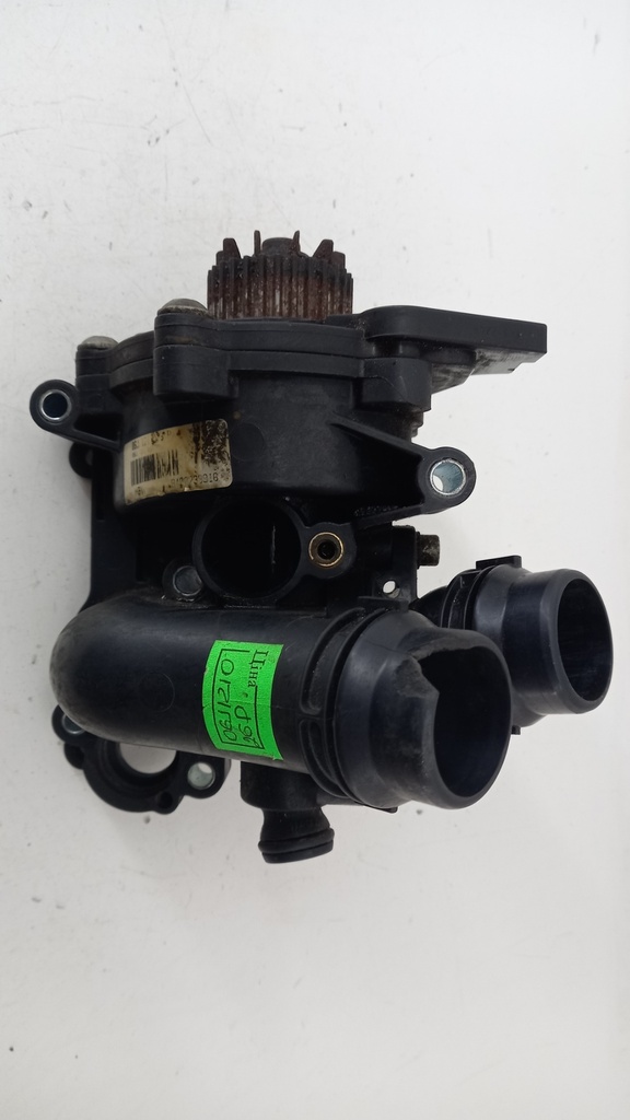 Водяный насос Audi A4 B8 2.0TFSI 2008-2015  06J121026P