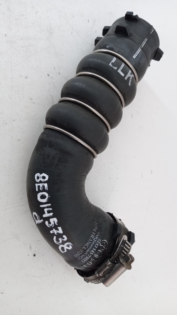 Патрубок интеркулера Audi A4 B7 3.0 TDI 8E0145738D