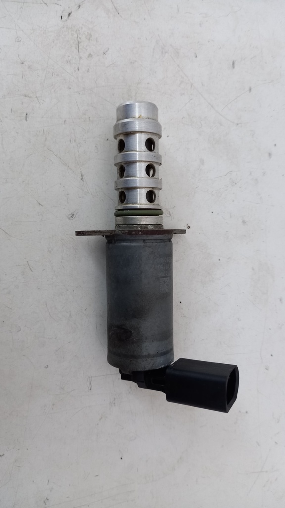 Клапан фаз газорозподілу Audi A4 B7 2.0 TFSI 13150429F