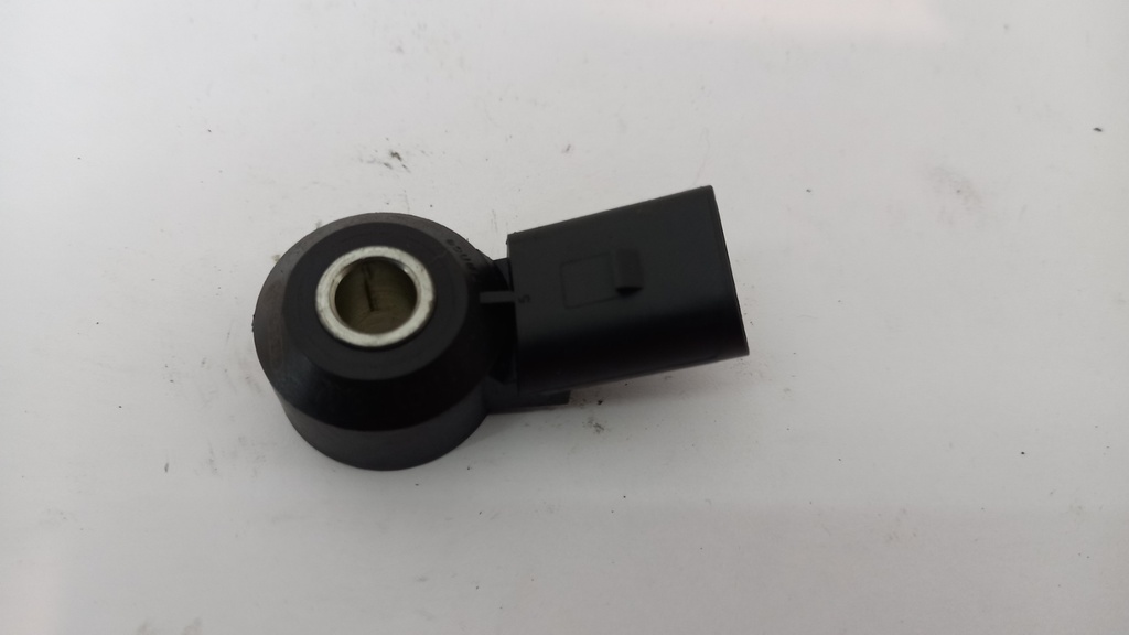 Датчик детонации Volkswagen Golf 7 1.4 TSI 2010-2018 030905377D