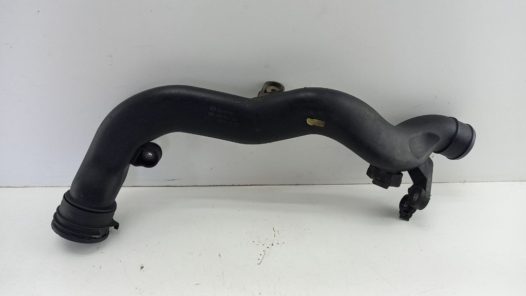 Патрубок інтеркулера Volkswagen Touran 1.4 TSI 2003-2008 рр. 1K0145762BL